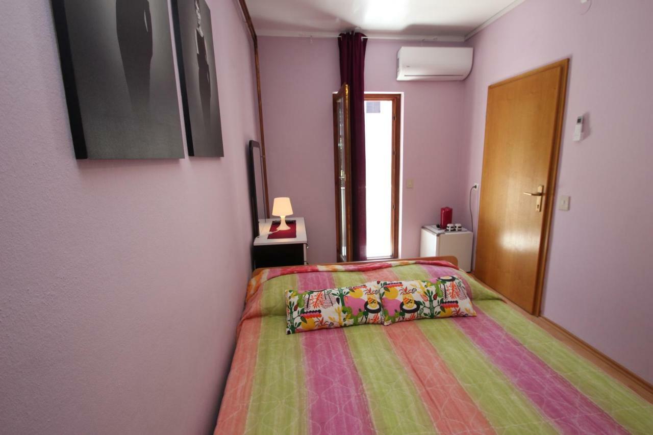 Apartment Sandi Vrsar Ngoại thất bức ảnh