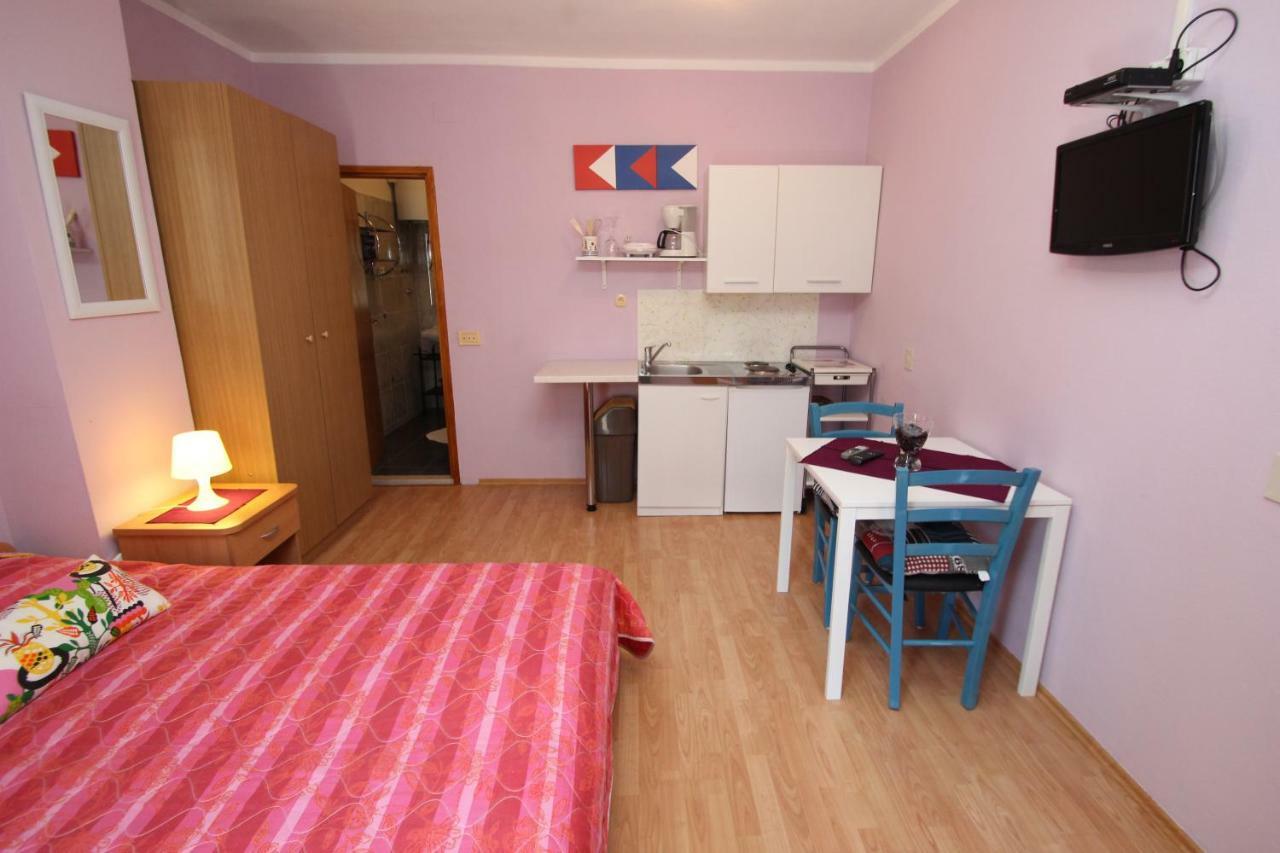 Apartment Sandi Vrsar Ngoại thất bức ảnh