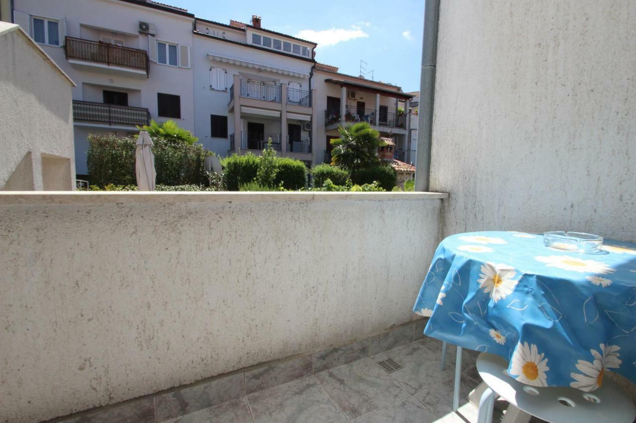 Apartment Sandi Vrsar Ngoại thất bức ảnh