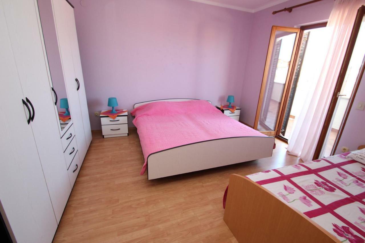 Apartment Sandi Vrsar Ngoại thất bức ảnh